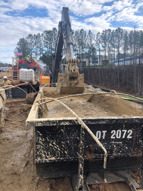 Standard excavator mixing SAP with HDD mud